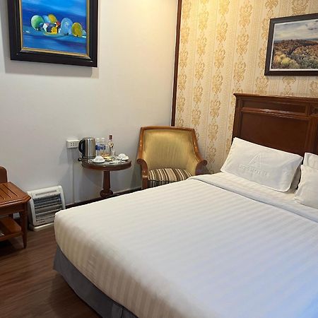 A25 Hotel - 19 Phan Dinh Phung Hanoi Exteriör bild
