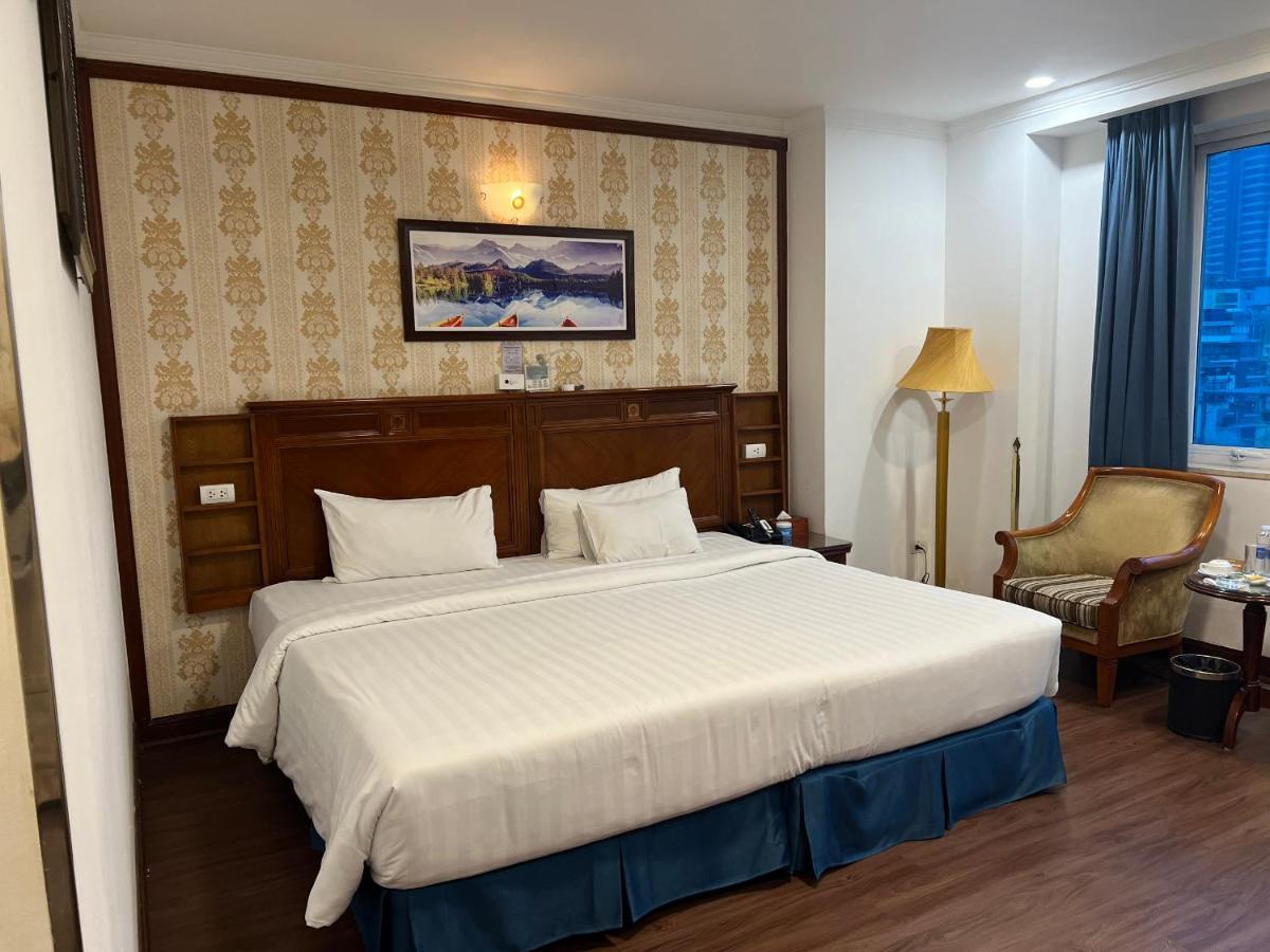 A25 Hotel - 19 Phan Dinh Phung Hanoi Exteriör bild