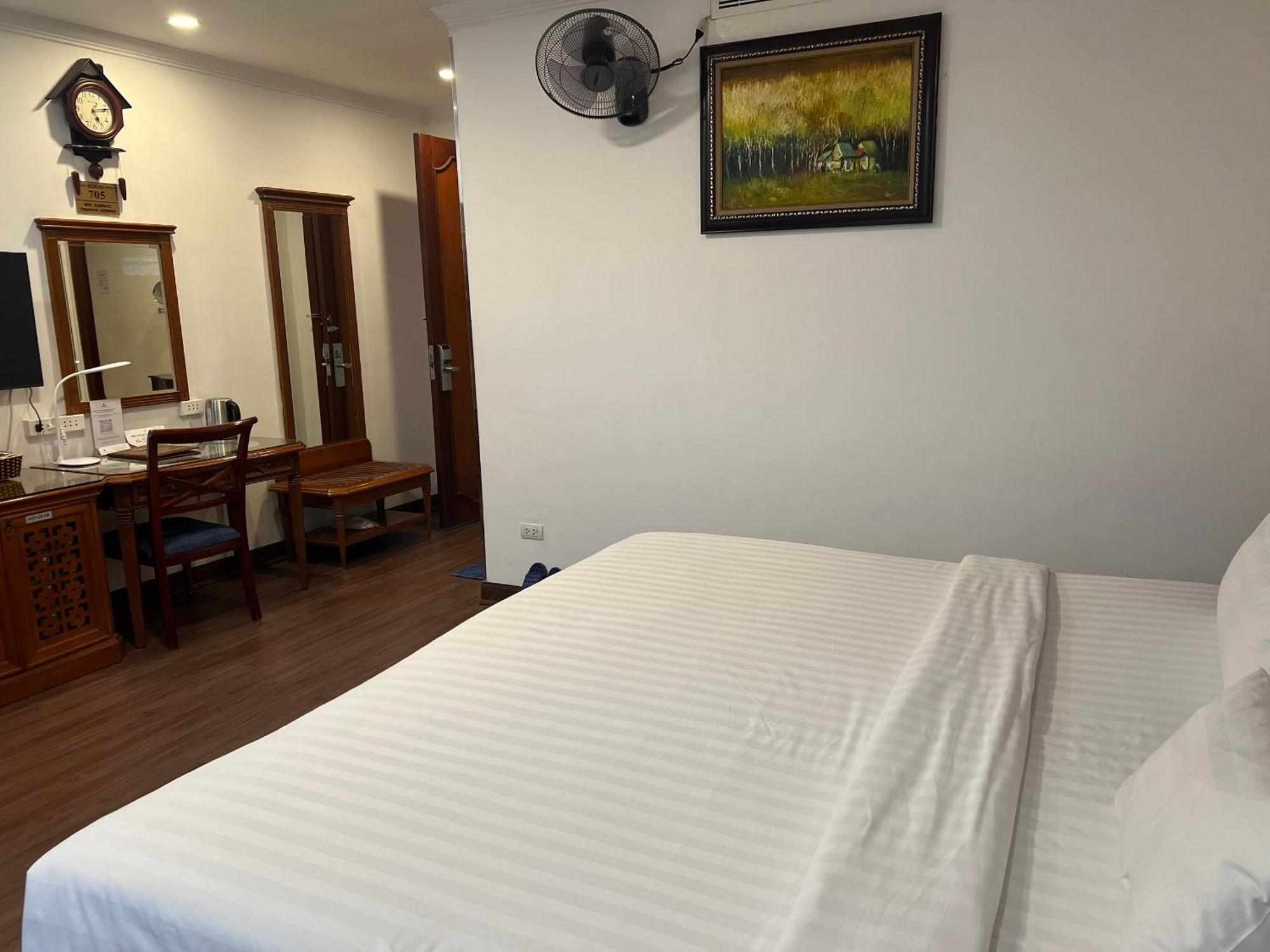 A25 Hotel - 19 Phan Dinh Phung Hanoi Exteriör bild