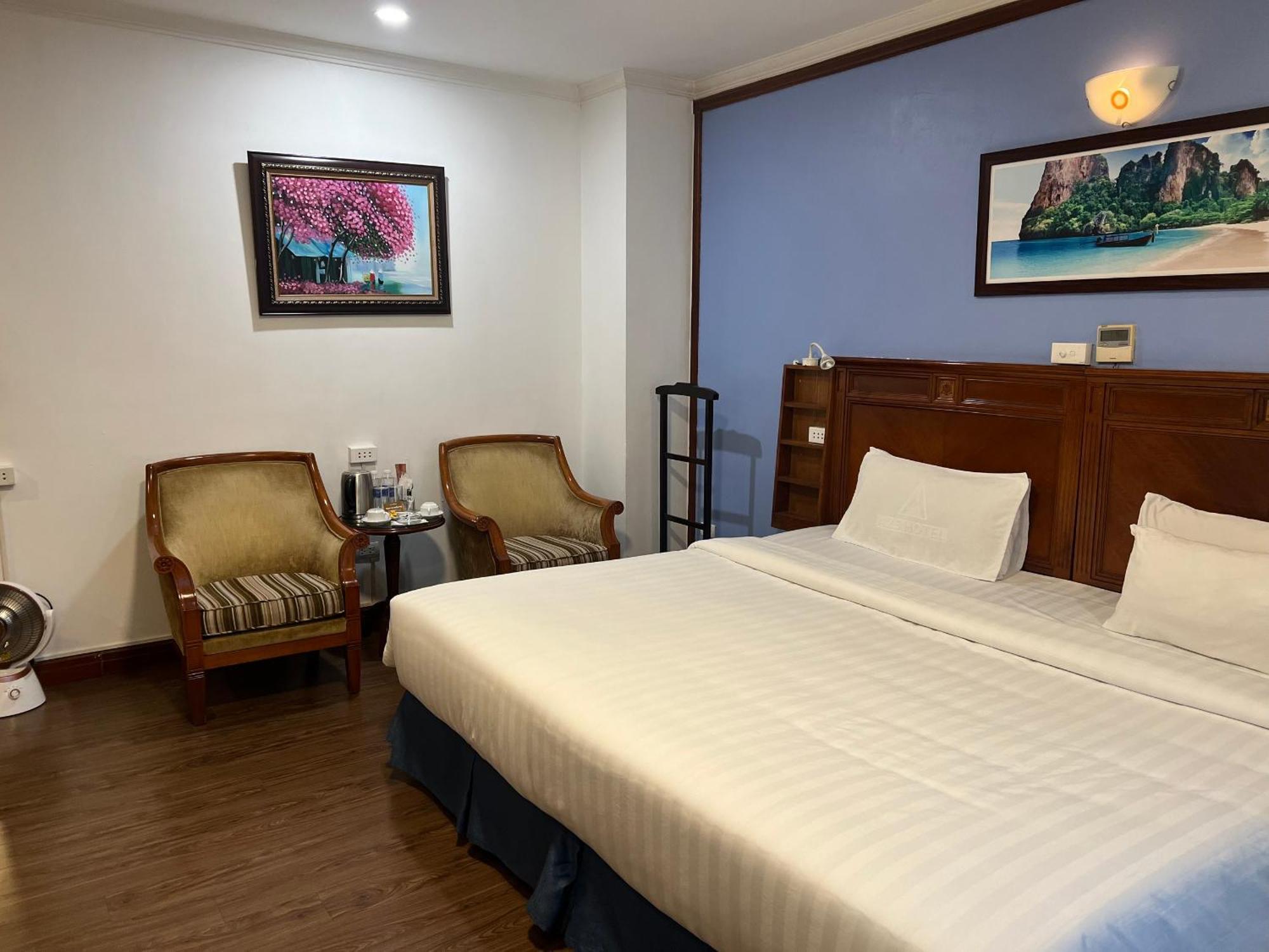 A25 Hotel - 19 Phan Dinh Phung Hanoi Exteriör bild