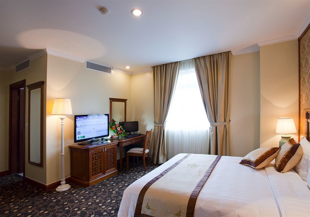 A25 Hotel - 19 Phan Dinh Phung Hanoi Exteriör bild